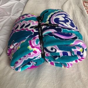 Vera Bradley fleece throw blanket